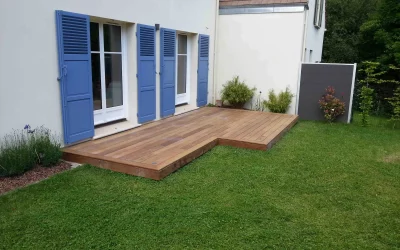 Terrasse de 25m2 en Ipé à Saint nom la Bretèche