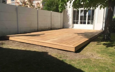 Terrasse de 50m2 en Afrormosia à Chatou